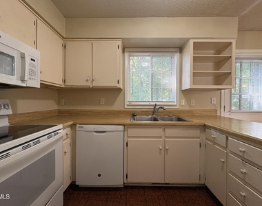 3107 Quinley Place - Photo Thumbnail 2