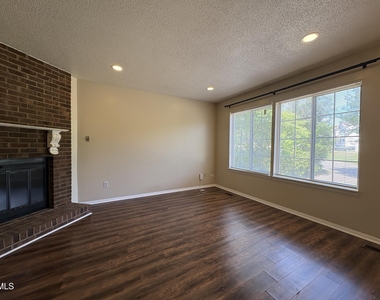 3107 Quinley Place - Photo Thumbnail 6