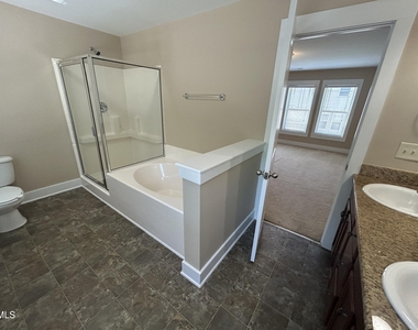 3827 Glenhaven Road - Photo Thumbnail 21