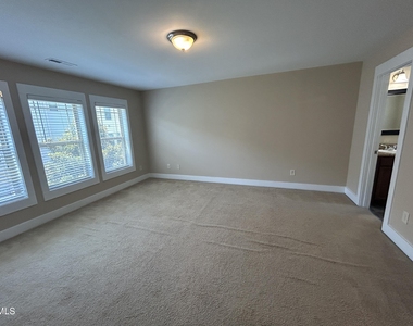 3827 Glenhaven Road - Photo Thumbnail 17