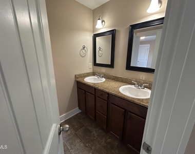 3827 Glenhaven Road - Photo Thumbnail 30