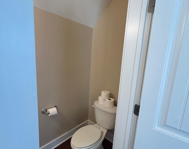 3827 Glenhaven Road - Photo Thumbnail 9