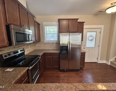 3827 Glenhaven Road - Photo Thumbnail 6