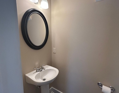 3827 Glenhaven Road - Photo Thumbnail 10