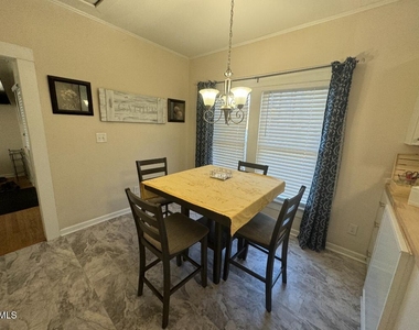 200 Hunter Street - Photo Thumbnail 4