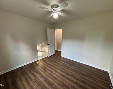 170 Devin Drive - Photo Thumbnail 46