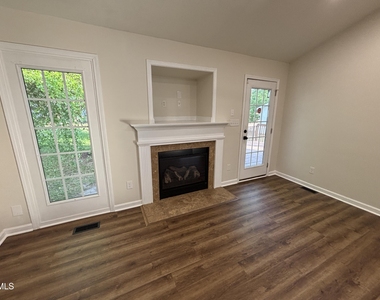 170 Devin Drive - Photo Thumbnail 27