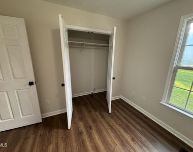170 Devin Drive - Photo Thumbnail 59