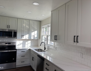 170 Devin Drive - Photo Thumbnail 61
