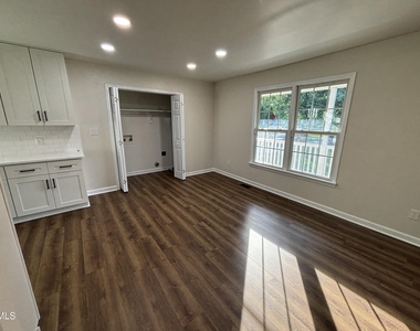 170 Devin Drive - Photo Thumbnail 22