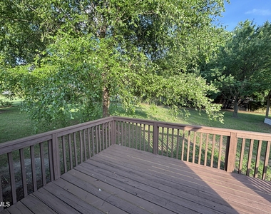 170 Devin Drive - Photo Thumbnail 30