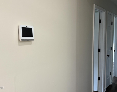 170 Devin Drive - Photo Thumbnail 39