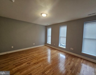 430 S Bond Street - Photo Thumbnail 10