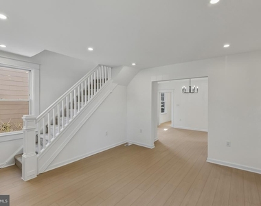 507 Washburn Avenue - Photo Thumbnail 7