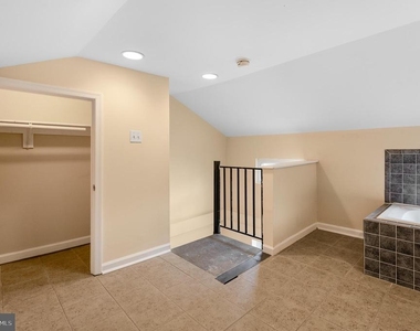 1123 W Lombard Street - Photo Thumbnail 34