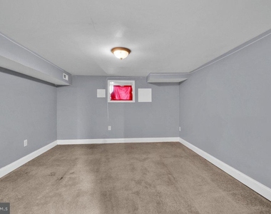 2617 E Preston Street - Photo Thumbnail 32