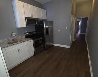 2617 E Preston Street - Photo Thumbnail 3