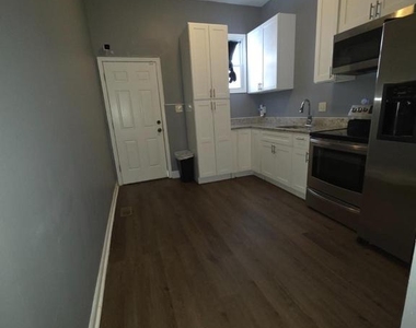 2617 E Preston Street - Photo Thumbnail 2