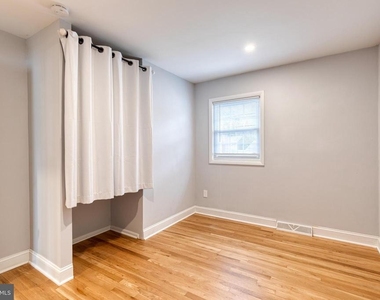 617 Oak Lane - Photo Thumbnail 11