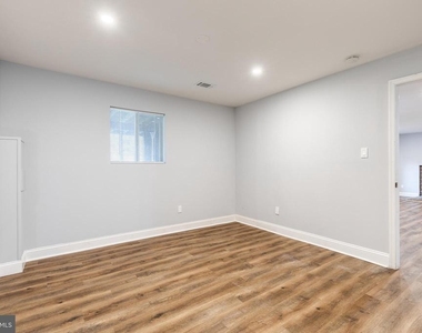 617 Oak Lane - Photo Thumbnail 21