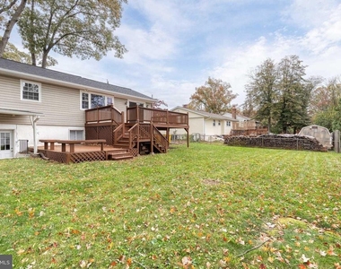 617 Oak Lane - Photo Thumbnail 26