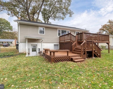 617 Oak Lane - Photo Thumbnail 27