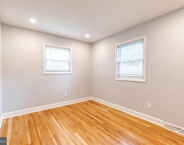 617 Oak Lane - Photo Thumbnail 15