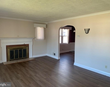 821 Lynvue Road - Photo Thumbnail 3