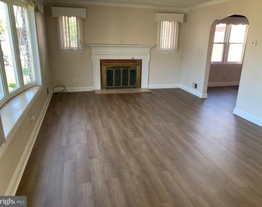 821 Lynvue Road - Photo Thumbnail 2