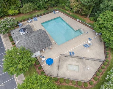 204 Plank Bridge Way - Photo Thumbnail 11