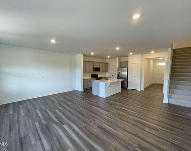 192 Lily Patch Lane - Photo Thumbnail 5