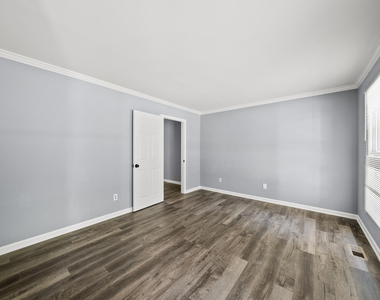 2108 Treverton Place - Photo Thumbnail 16