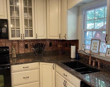 507 Webb Road - Photo Thumbnail 11