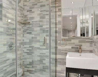 436 West 52nd Street - Photo Thumbnail 3