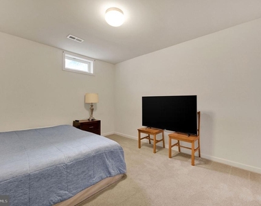 33 Brielle Way - Photo Thumbnail 19