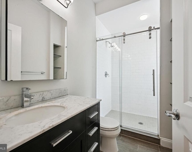 1832 Swann Street Nw - Photo Thumbnail 13