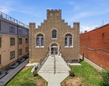 625 Park Road Nw - Photo Thumbnail 1