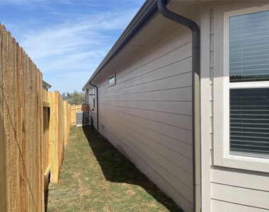 124 Stellar Wind Dr - Photo Thumbnail 13