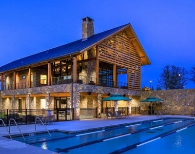 204 Stone River Drive - Photo Thumbnail 19