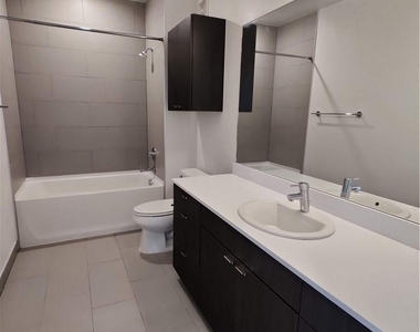 4361 S Congress Ave - Photo Thumbnail 7