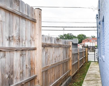 1916 West Virginia Avenue Ne - Photo Thumbnail 44