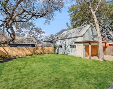 2704 Oakhurst Ave - Photo Thumbnail 18