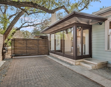 2704 Oakhurst Ave - Photo Thumbnail 15