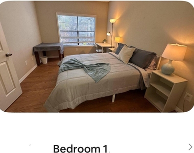 915 W 23rd St - Photo Thumbnail 6