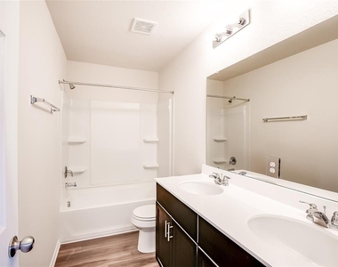 31 Pacific Loon St - Photo Thumbnail 22