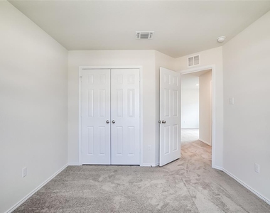 31 Pacific Loon St - Photo Thumbnail 23