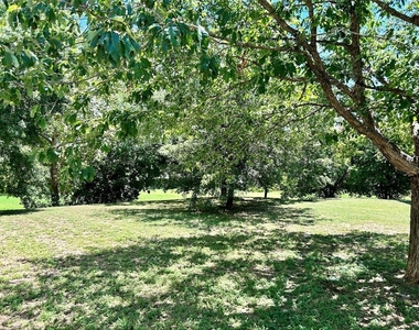 9507 Kempler Dr - Photo Thumbnail 9