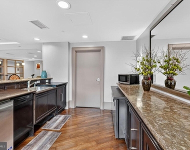 777 7th Street Nw - Photo Thumbnail 18