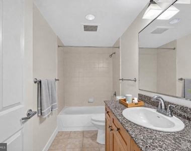 777 7th Street Nw - Photo Thumbnail 9