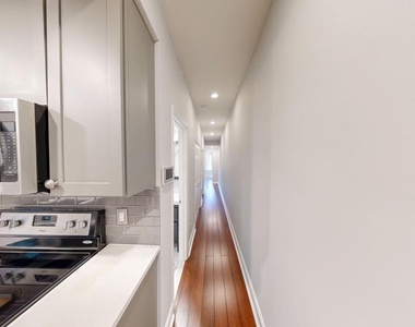 1724 21st Street Nw - Photo Thumbnail 3